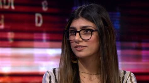 Mia Khalifa Porno Videos 2024: Pornostar